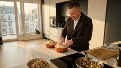 Jak upiec sycące ragù z fasoli i pieczarek w garnku ceramicznym – triki, które robią różnicę