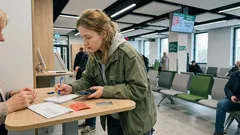 Renta wdowia w 2025 roku: jak działa zbieg świadczeń i co sprawdzić przed wnioskiem w ZUS